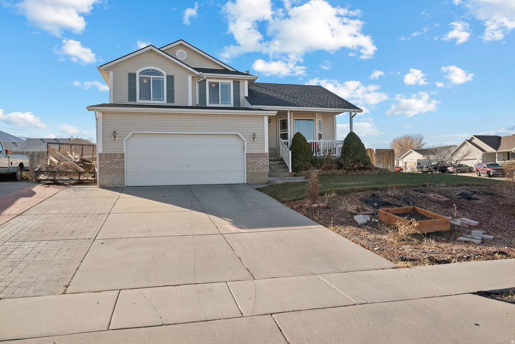 Photo of 438 E 1480 N, Tooele, UT 84074 (MLS # 2135902)