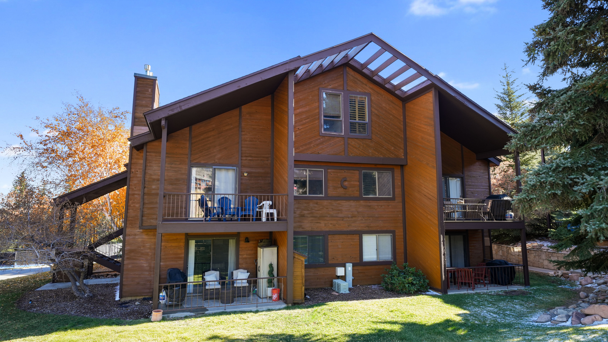 RED PINE CONDOMINIUM - Residential