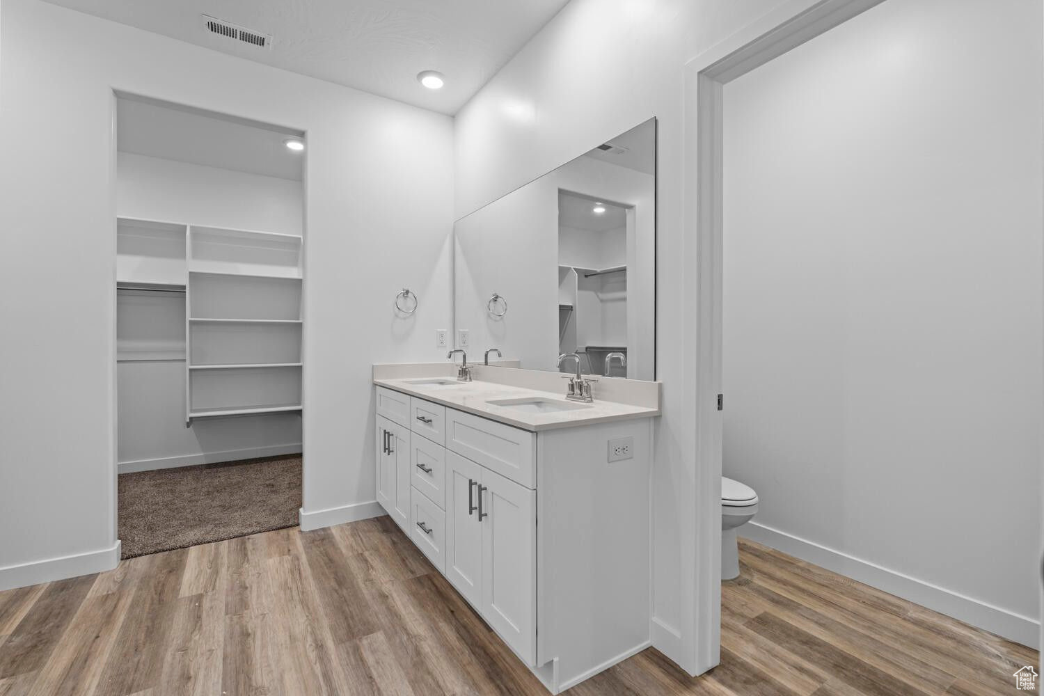 CORRAL HOLLOW AT LONG VALLEY - Residential