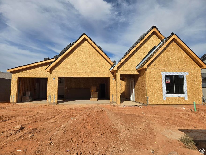 CASITA and SINGLE LEVEL LIVING in this Haven floor plan featured in the desirable community of Long Valley. You will enjoy an open floorplan that boasts a kitchen with generous pantry, a large kitchen island with breakfast bar, quartz countertops, stainless appliances with gas cooking, and laminate flooring throughout the main level. Enjoy our community pools, hot tub, pickleball courts, 18 hole putting course and more! Ask me about our generous home warranty and smart home package! ** Special Interest Rates are Available when you use DHI Mortgage in addition to receiving $12,000 toward closing costs. Move-in November Pictures are of different home with similar finishes. Square footage figures are provided as a courtesy estimate only and were obtained from building plans.