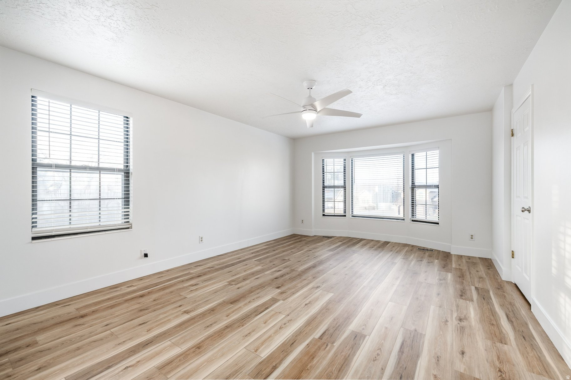 AVLON VISTA - Residential