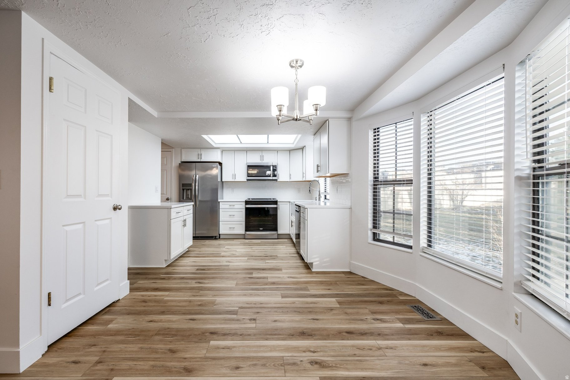 AVLON VISTA - Residential