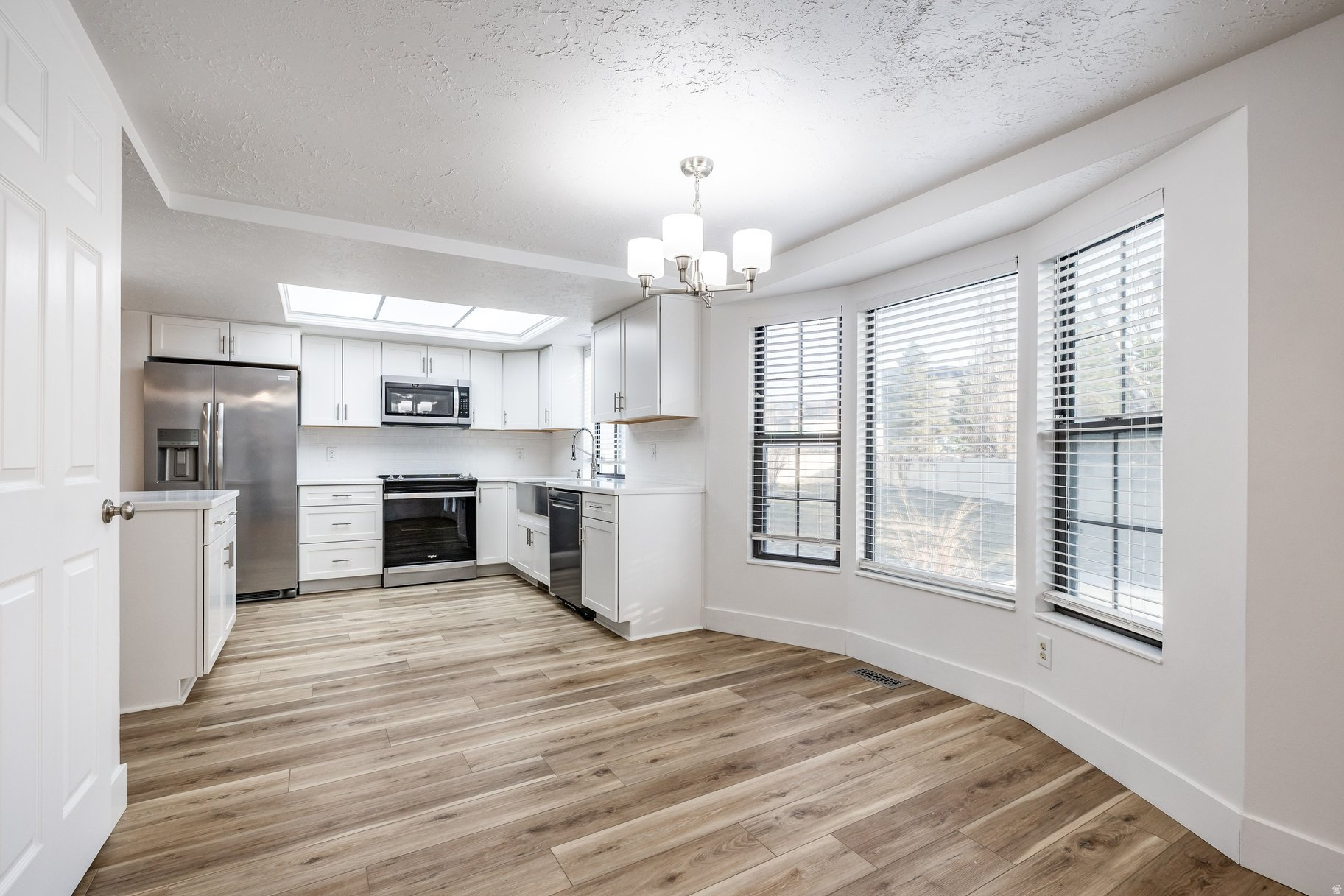 AVLON VISTA - Residential