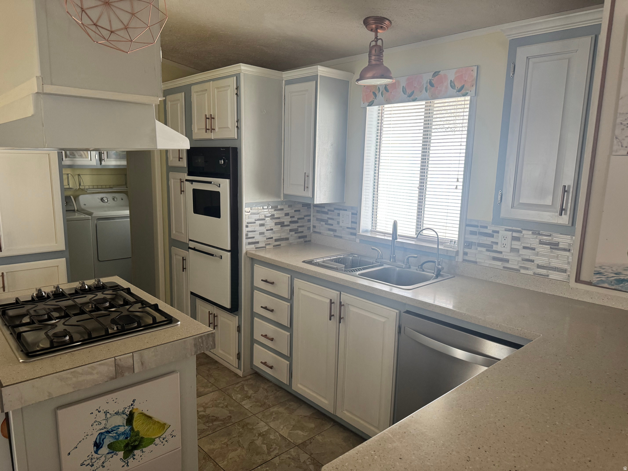 SHADY OAKS MOBILE HOME PARK - Residential