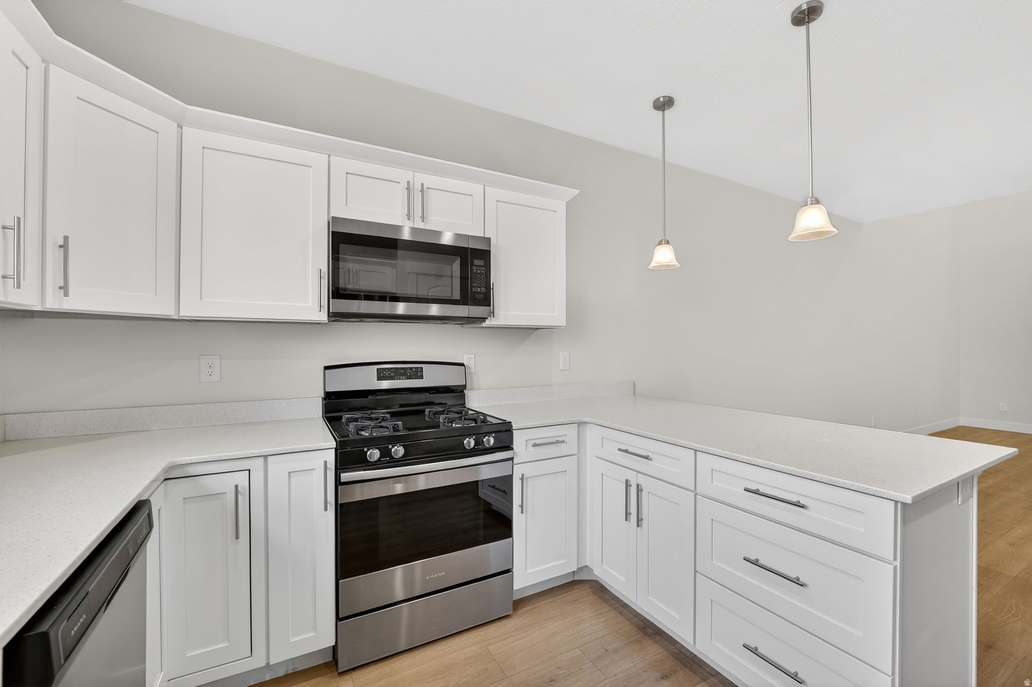 WILLOW POINT - Residential