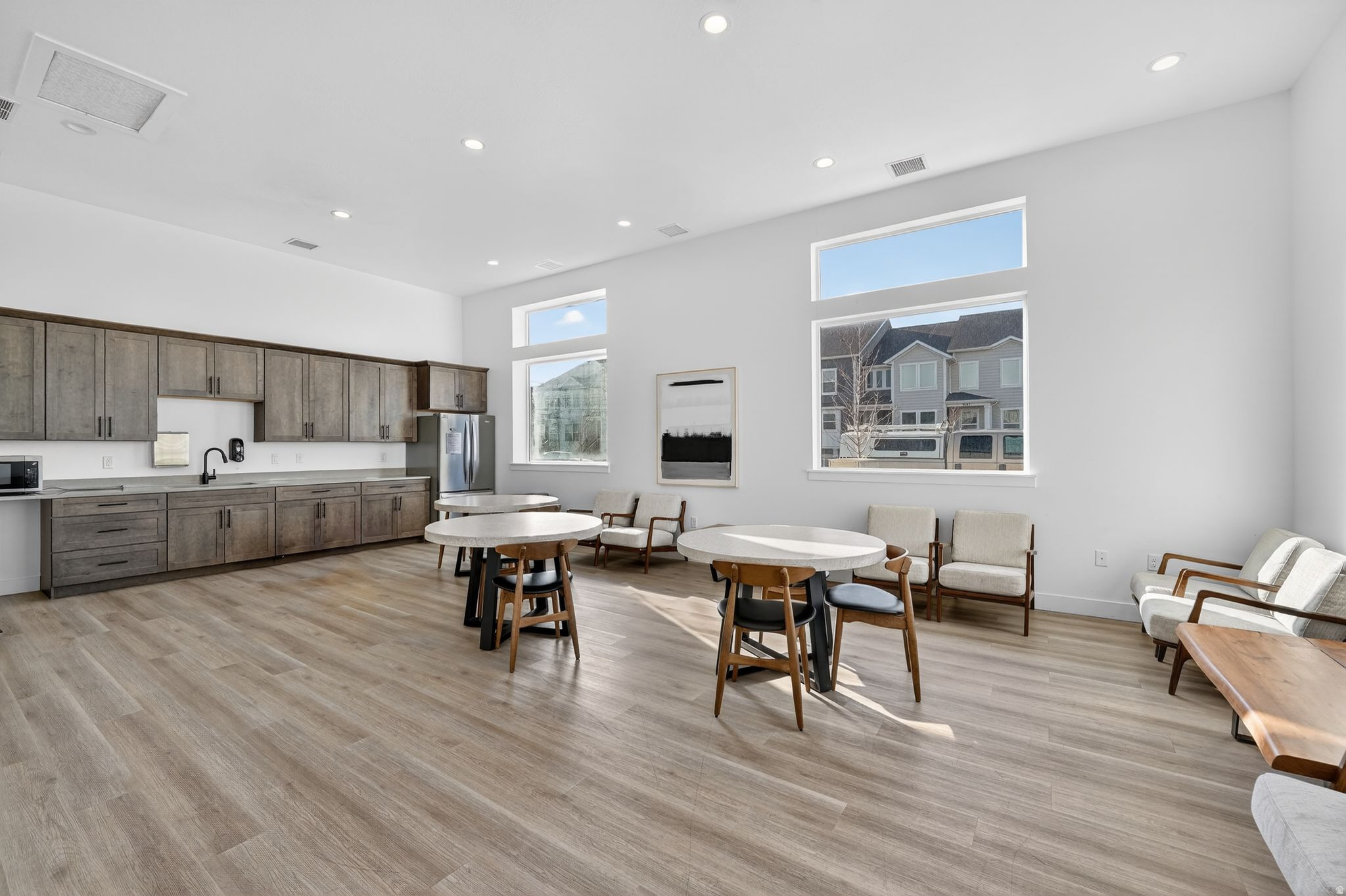 WILLOW POINT - Residential