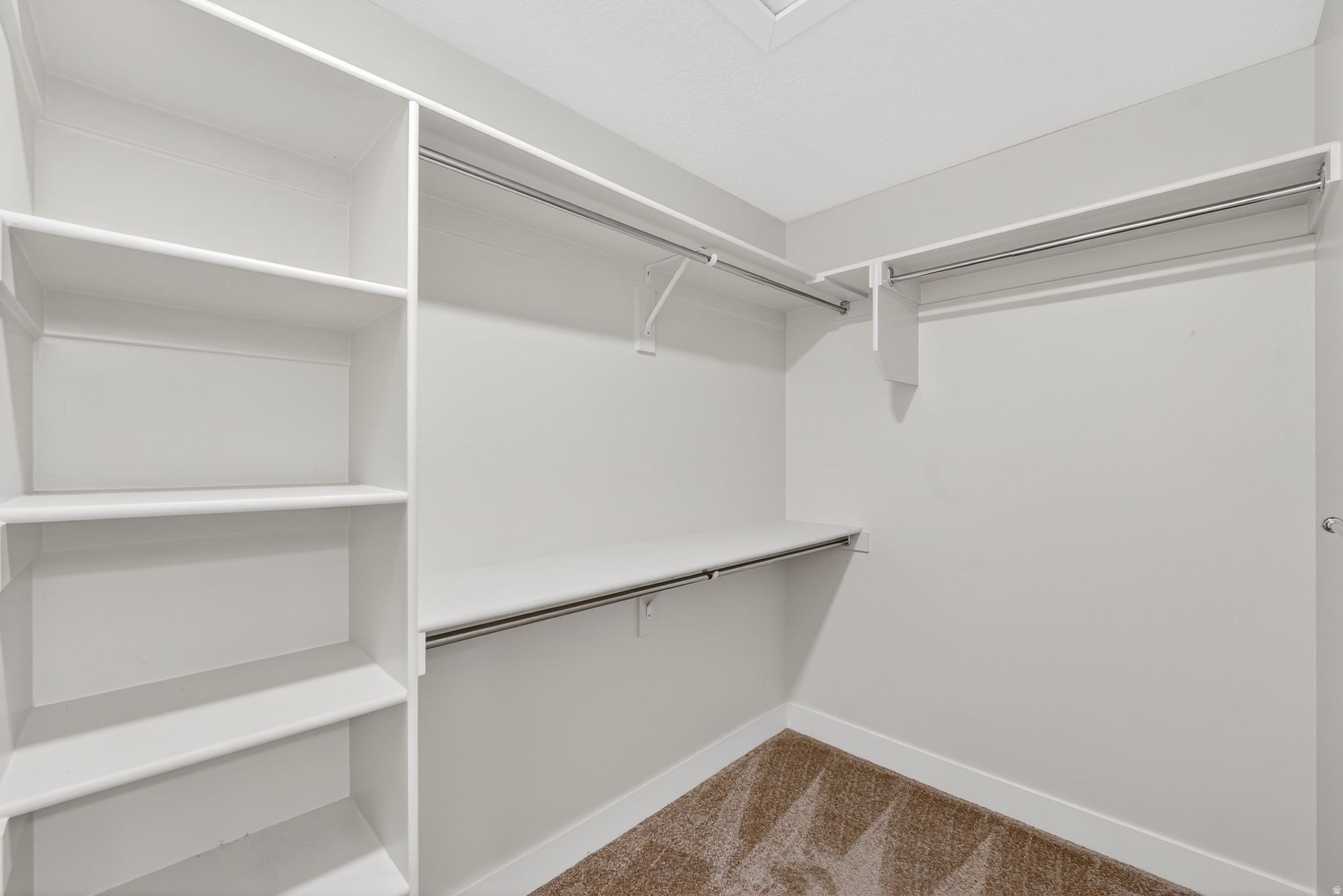 WILLOW POINT - Residential