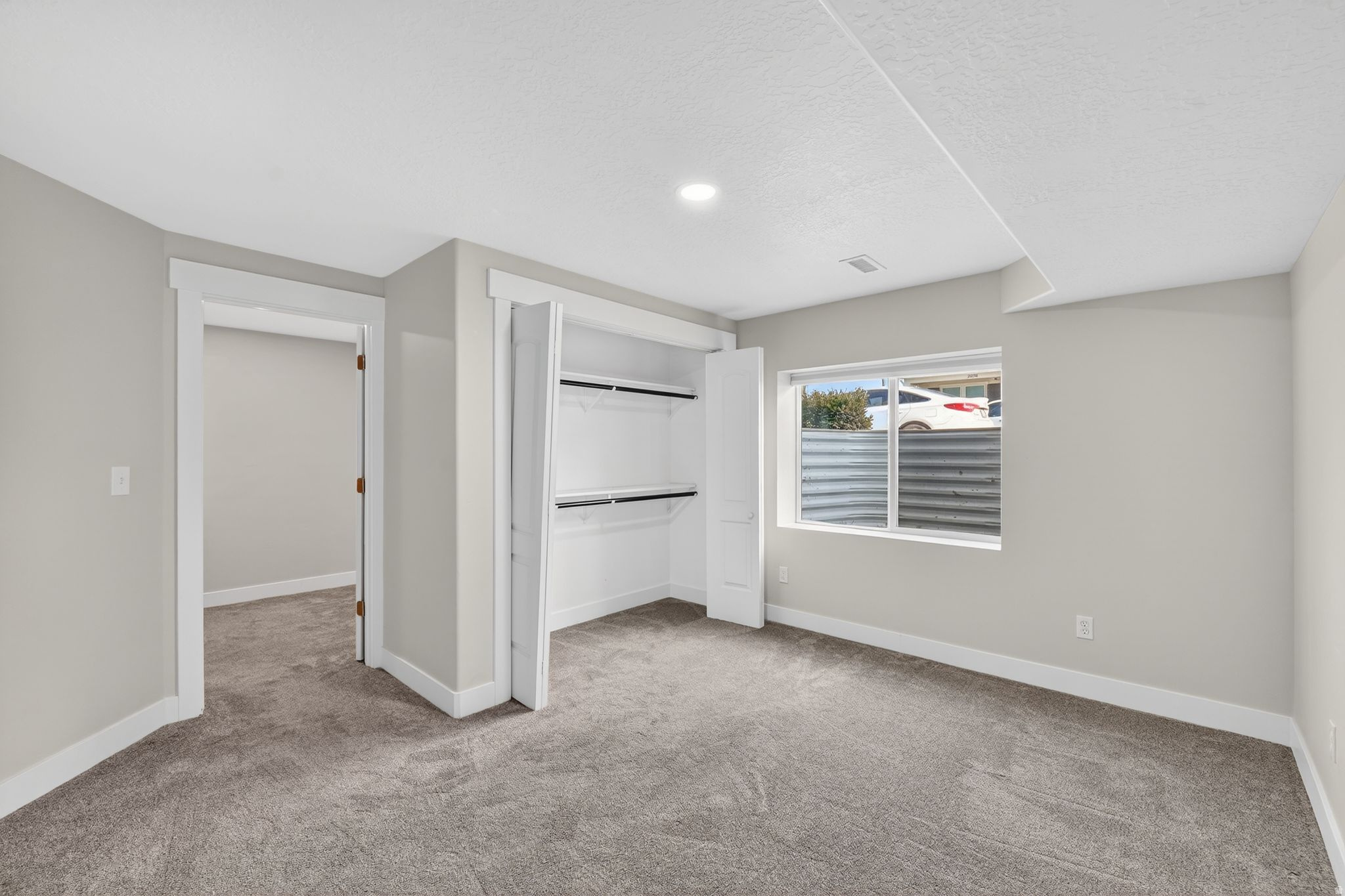 WILLOW POINT - Residential