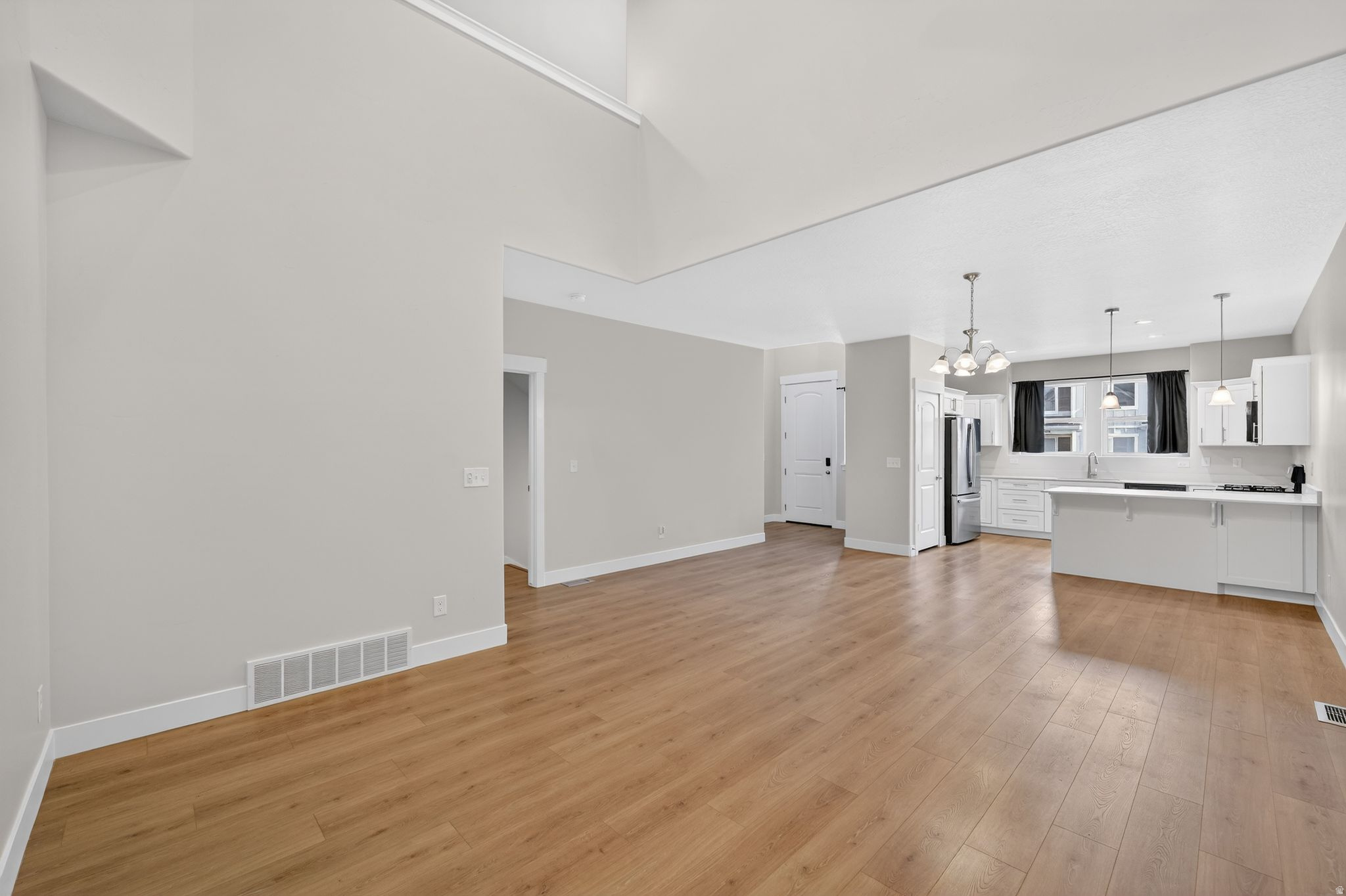 WILLOW POINT - Residential