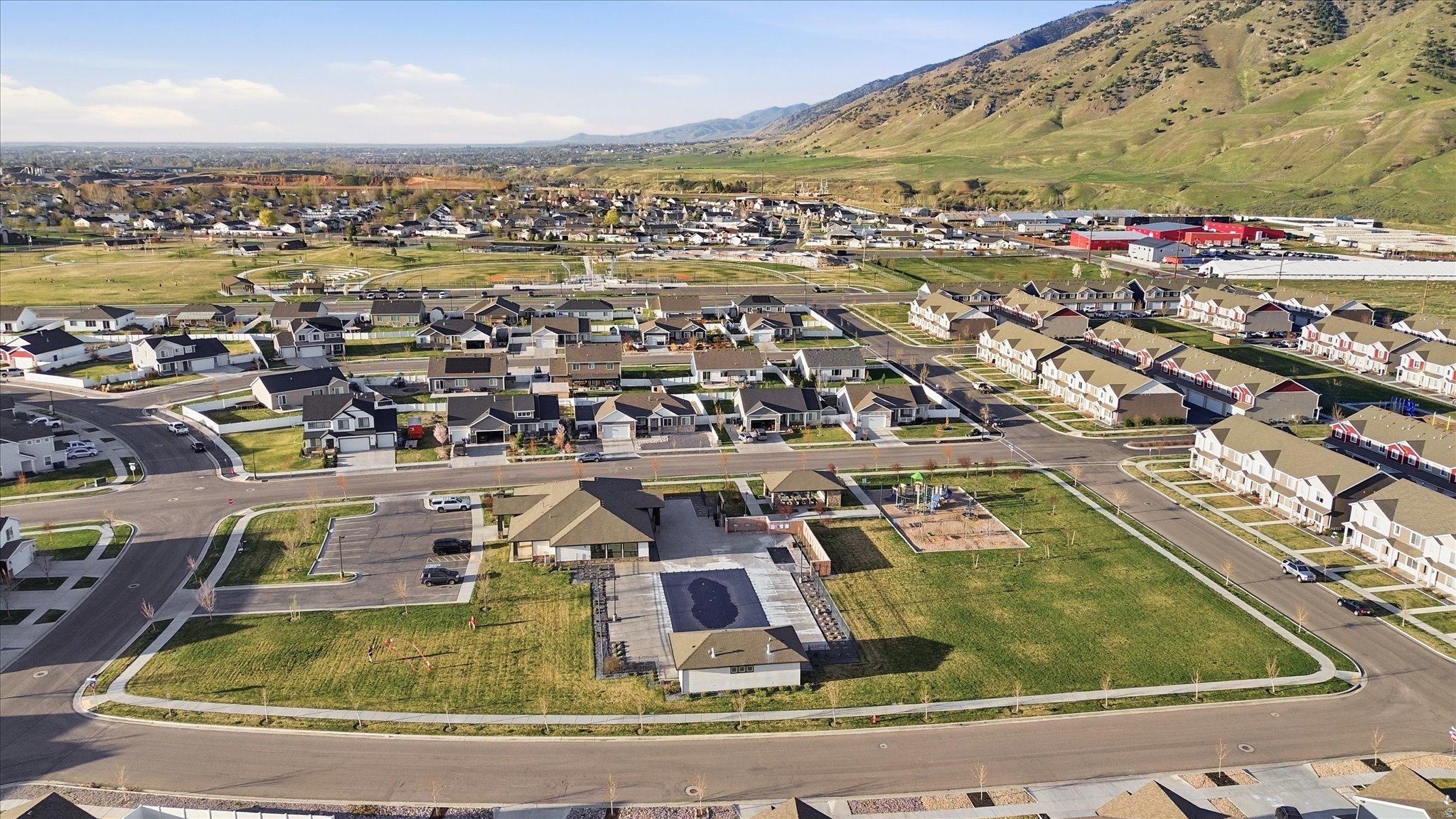 ELK MOUNTAIN - Residential