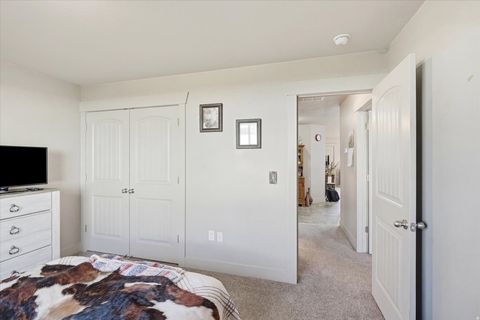 Tiny photo for 419 S 1250 E, Hyrum, UT 84319 (MLS # 2146639)