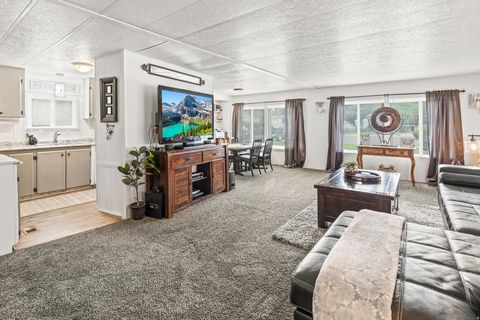 Tiny photo for 823 S 800 W, Richfield, UT 84701 (MLS # 2151585)