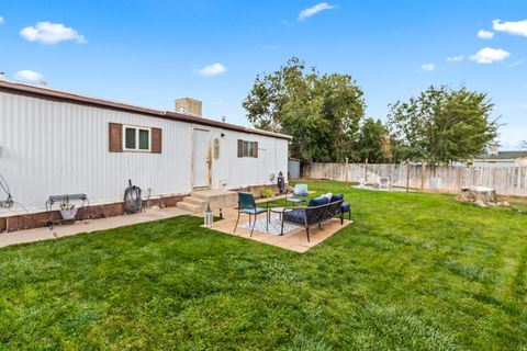 Tiny photo for 823 S 800 W, Richfield, UT 84701 (MLS # 2151585)