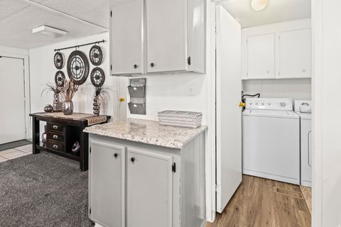 Tiny photo for 823 S 800 W, Richfield, UT 84701 (MLS # 2151585)