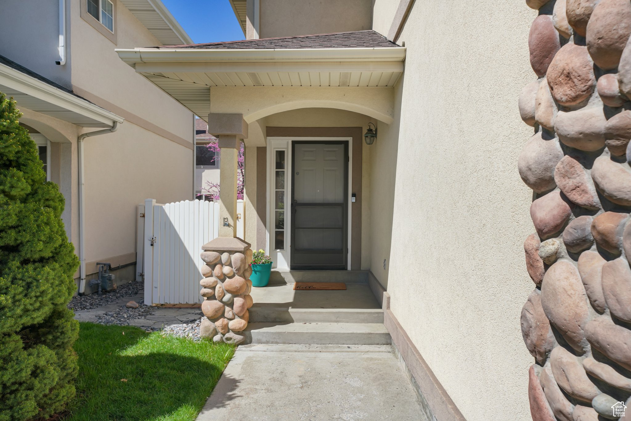 7818 S Ponderosa Way, Sandy, Utah image 4