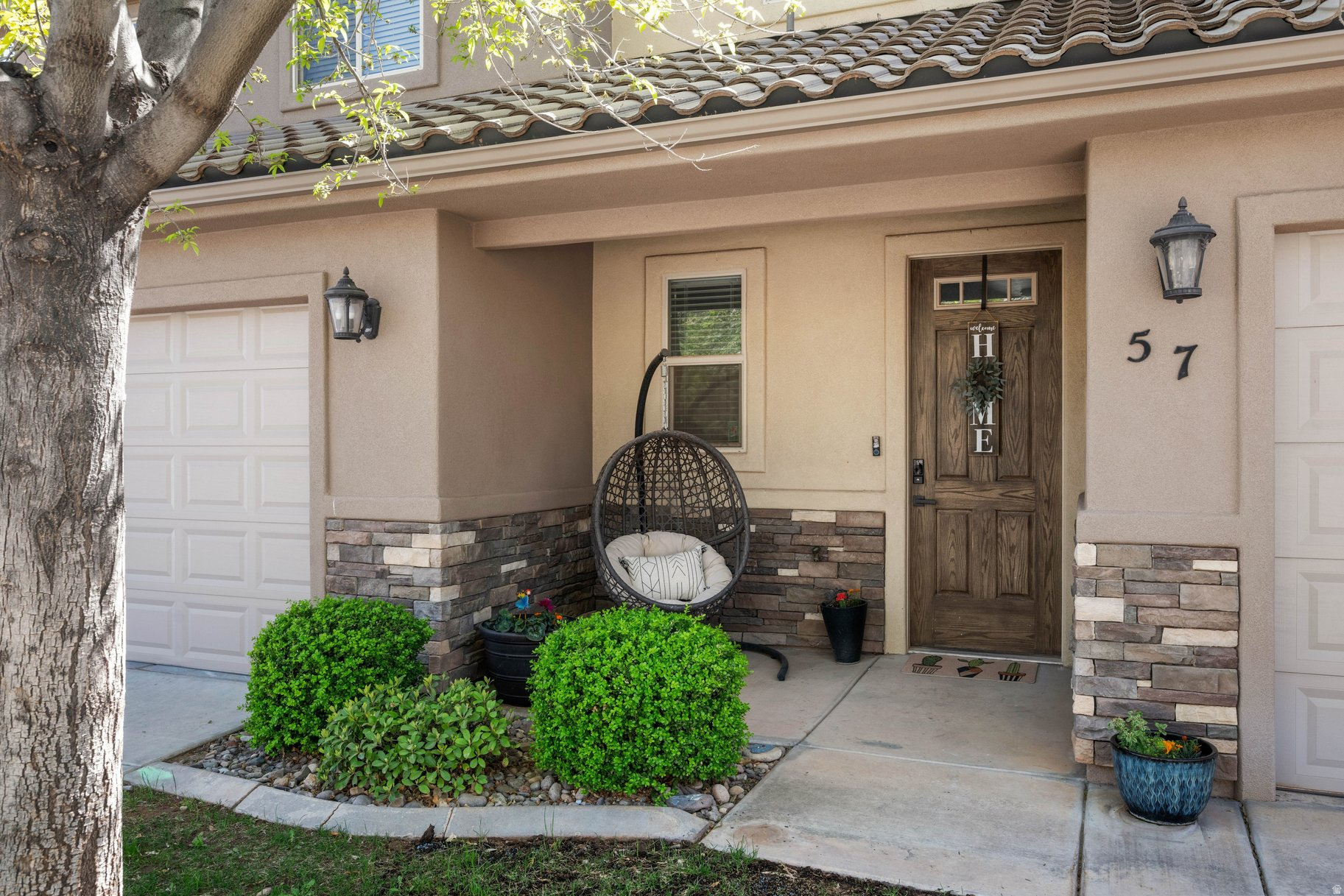 BRISTOL PARK TOWNHOMES PH 2 - Residential