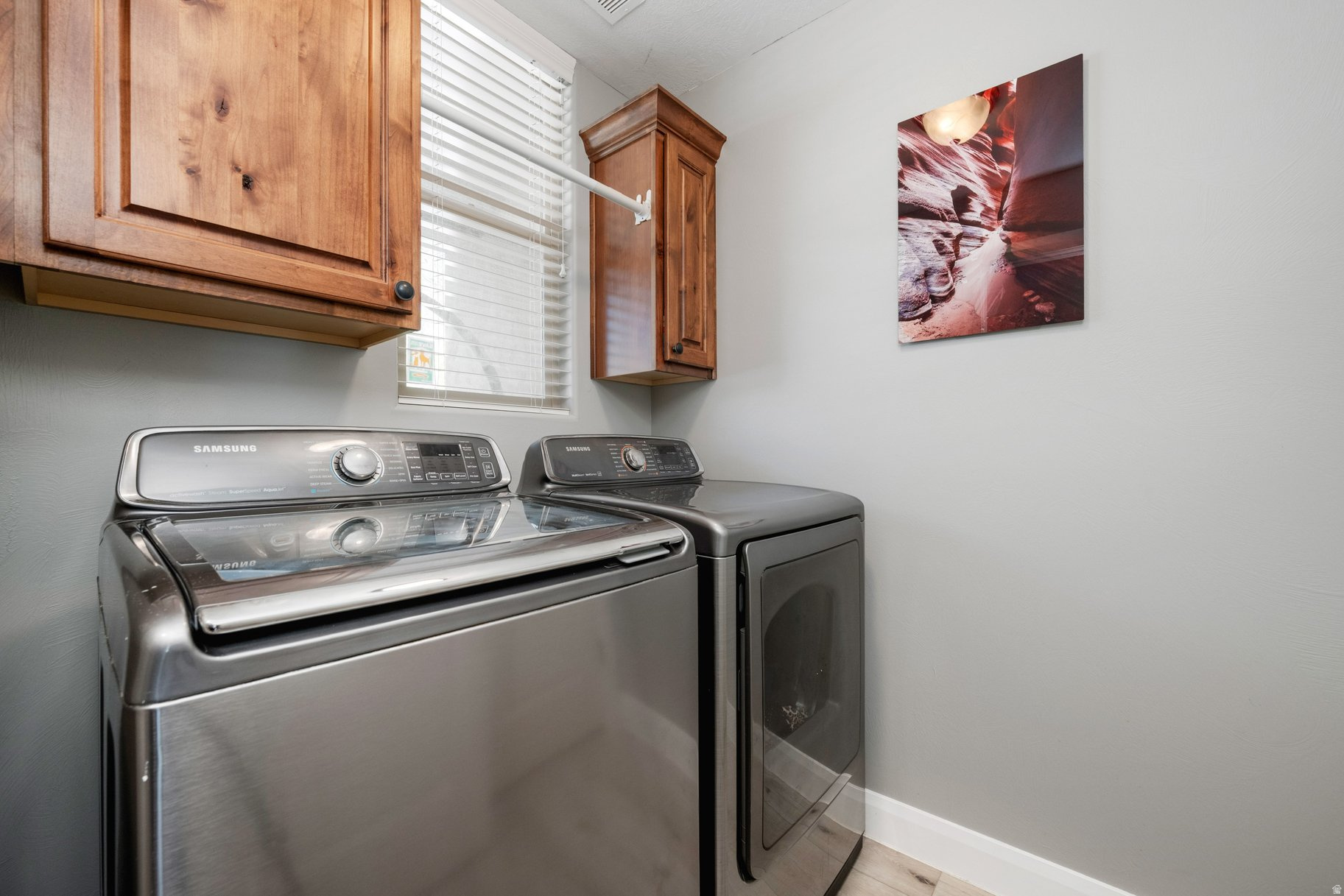 BRISTOL PARK TOWNHOMES PH 2 - Residential