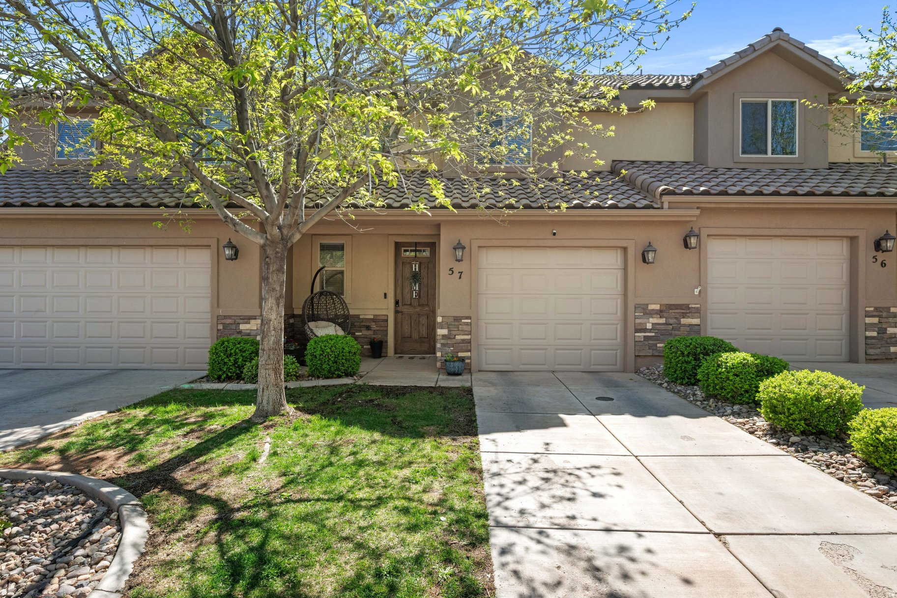 BRISTOL PARK TOWNHOMES PH 2 - Residential