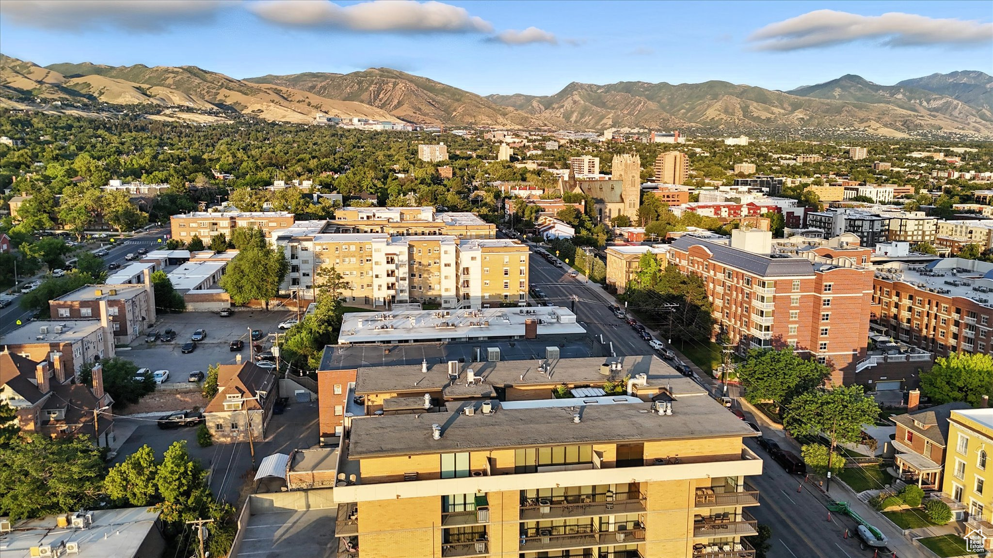 CITYCREST CONDM - Residential