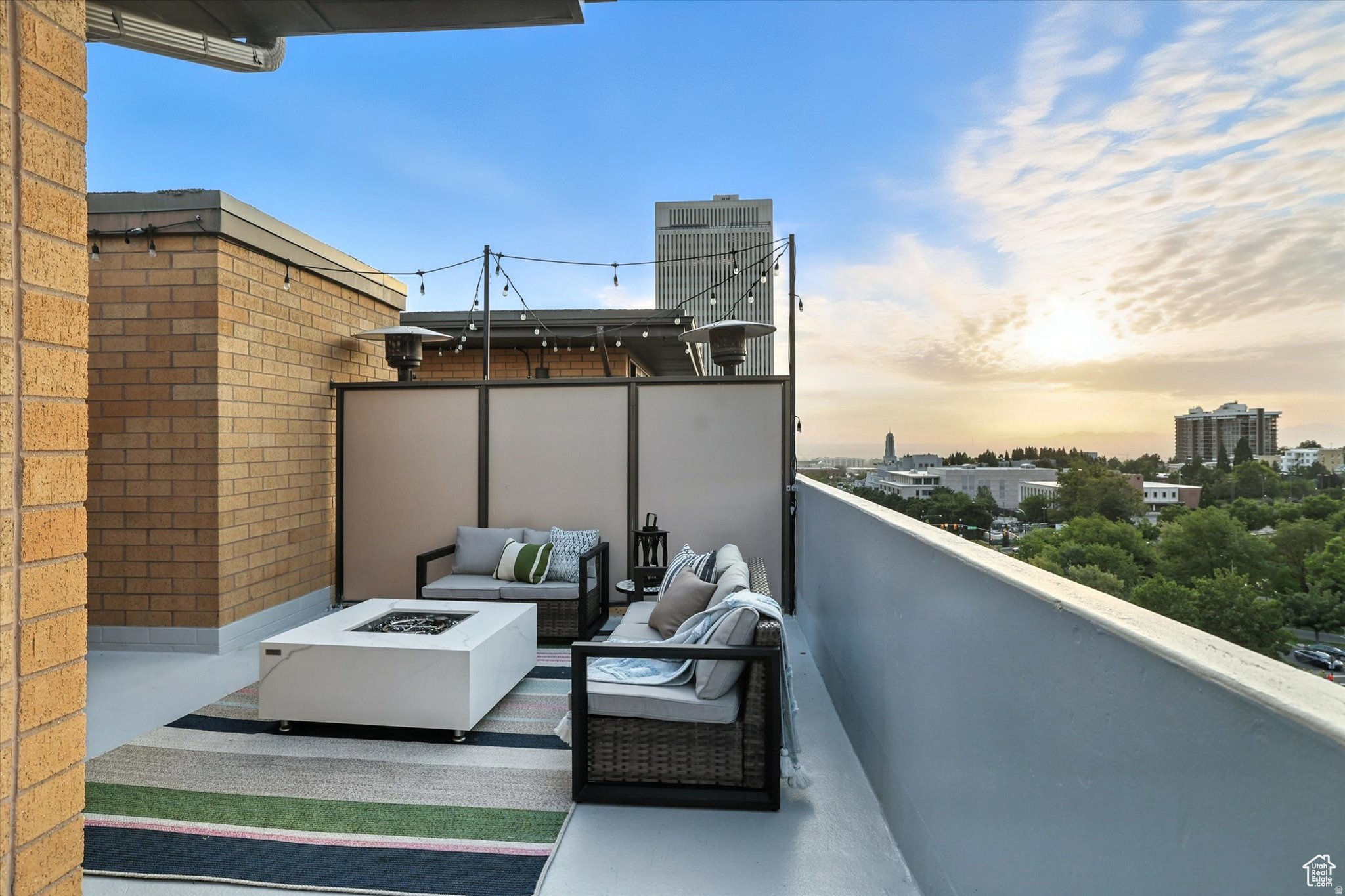 CITYCREST CONDM - Residential