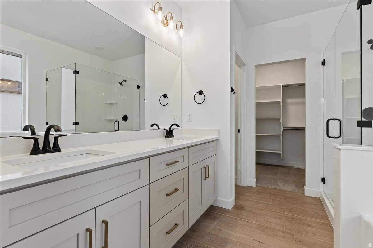 NORTH LAKE MEADOWS - Residential