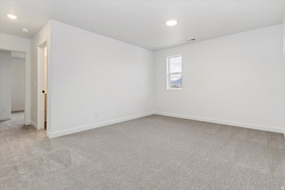 NORTH LAKE MEADOWS - Residential