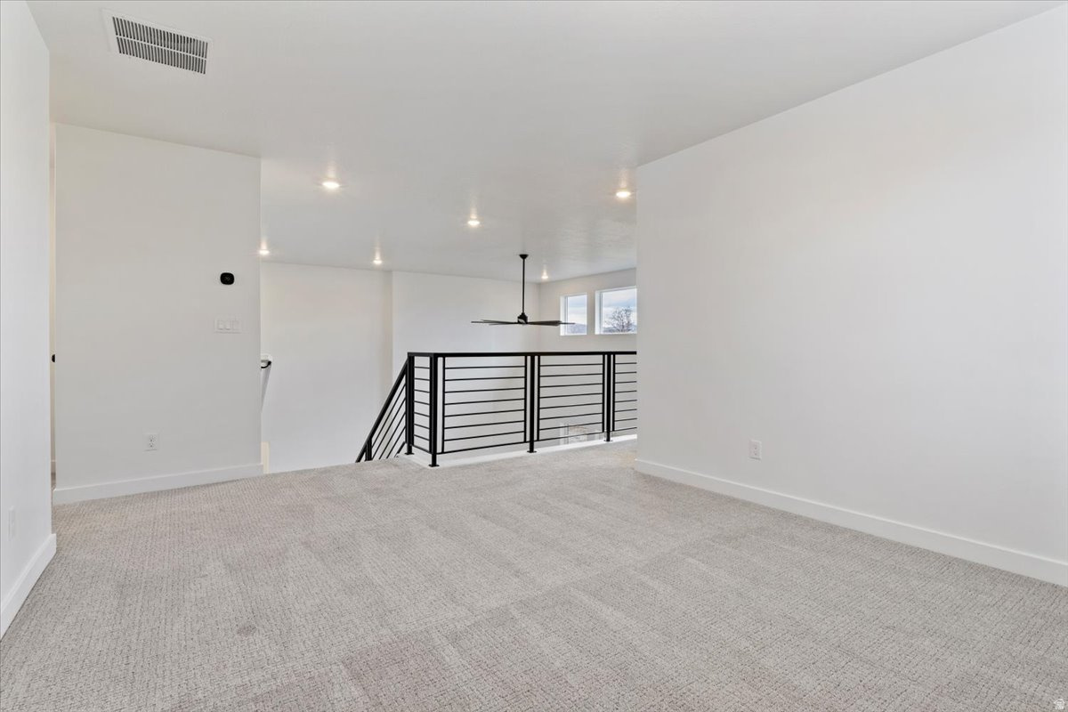 NORTH LAKE MEADOWS - Residential