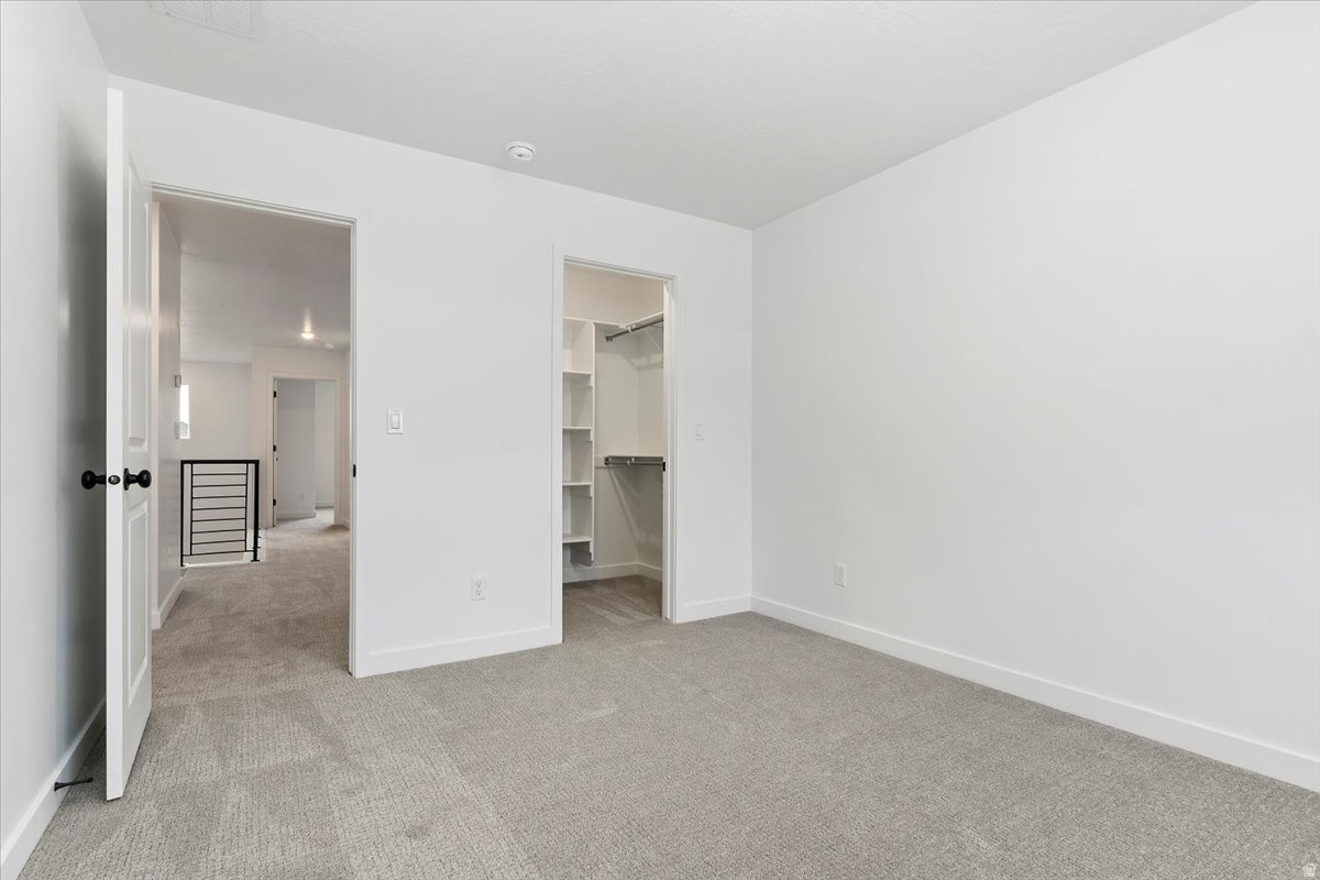 NORTH LAKE MEADOWS - Residential