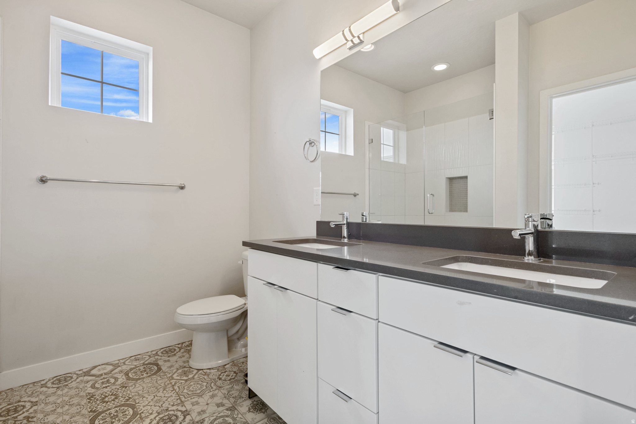 DAYBREAK - Residential