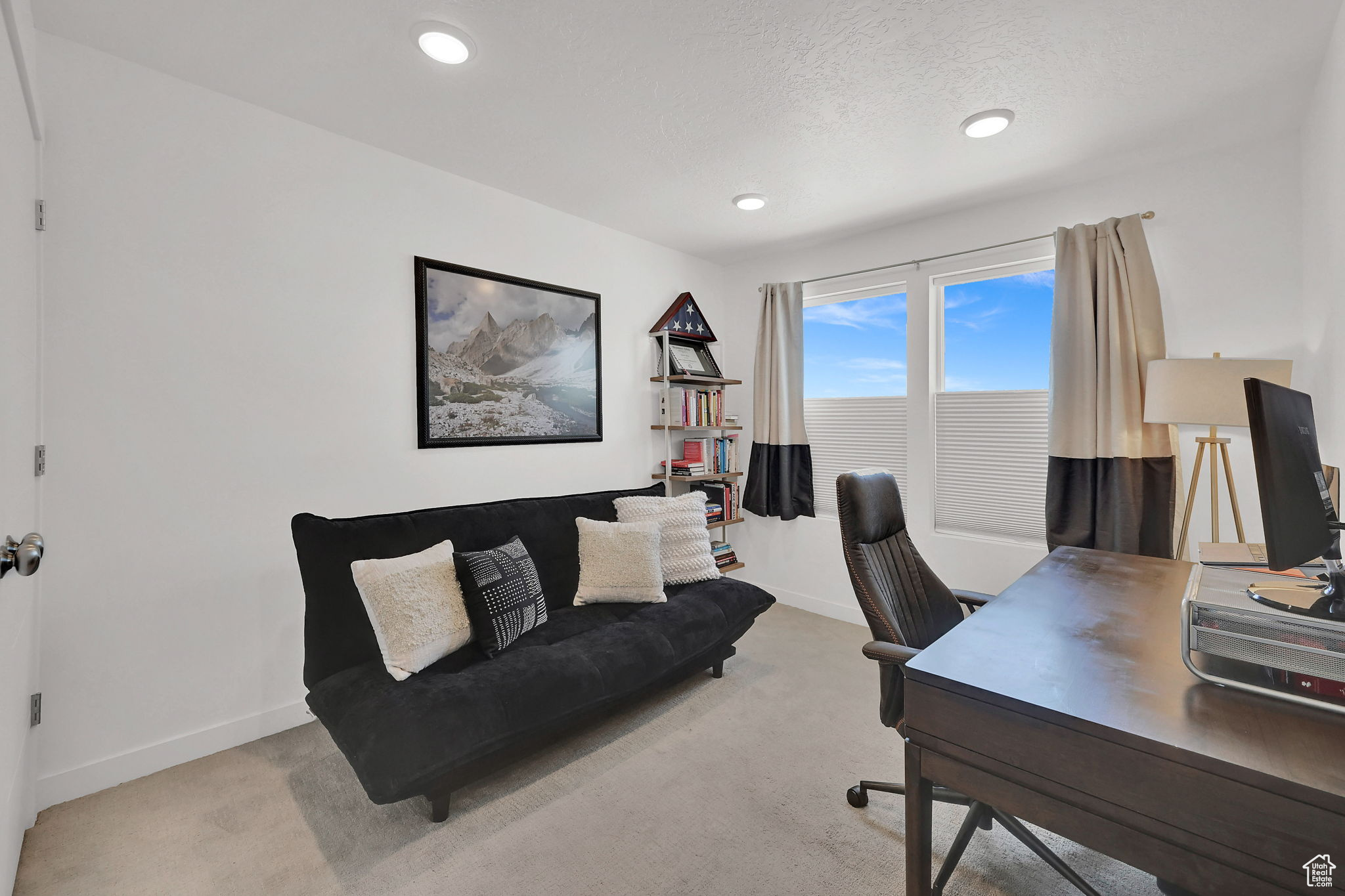 THE ROW AT 90 TH - Residential