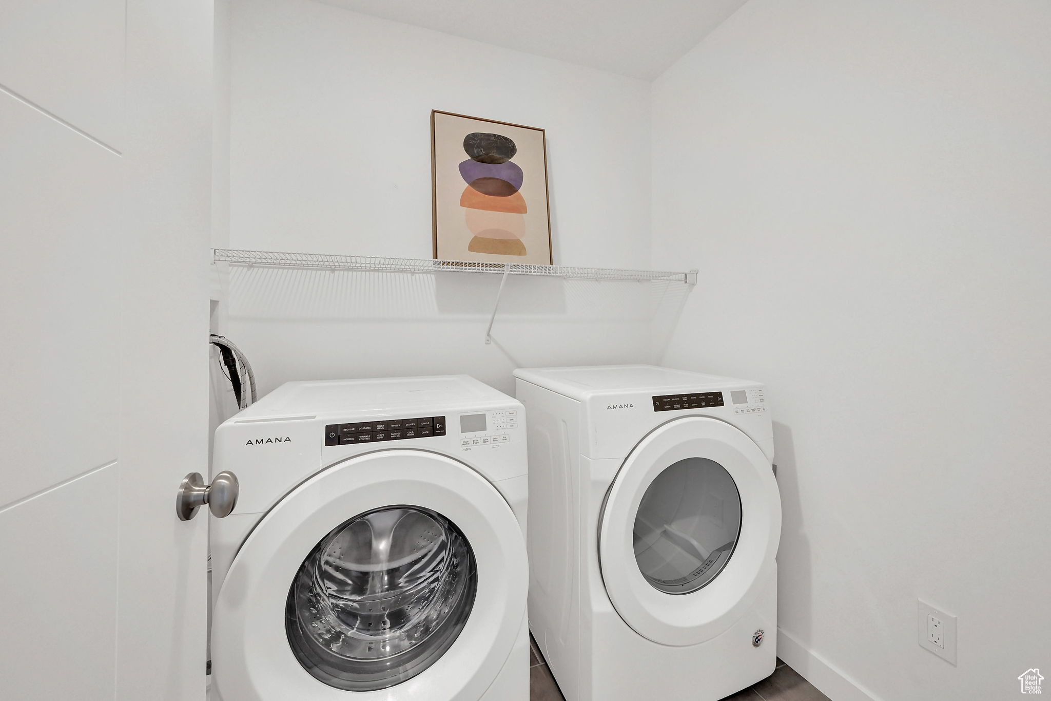 THE ROW AT 90 TH - Residential