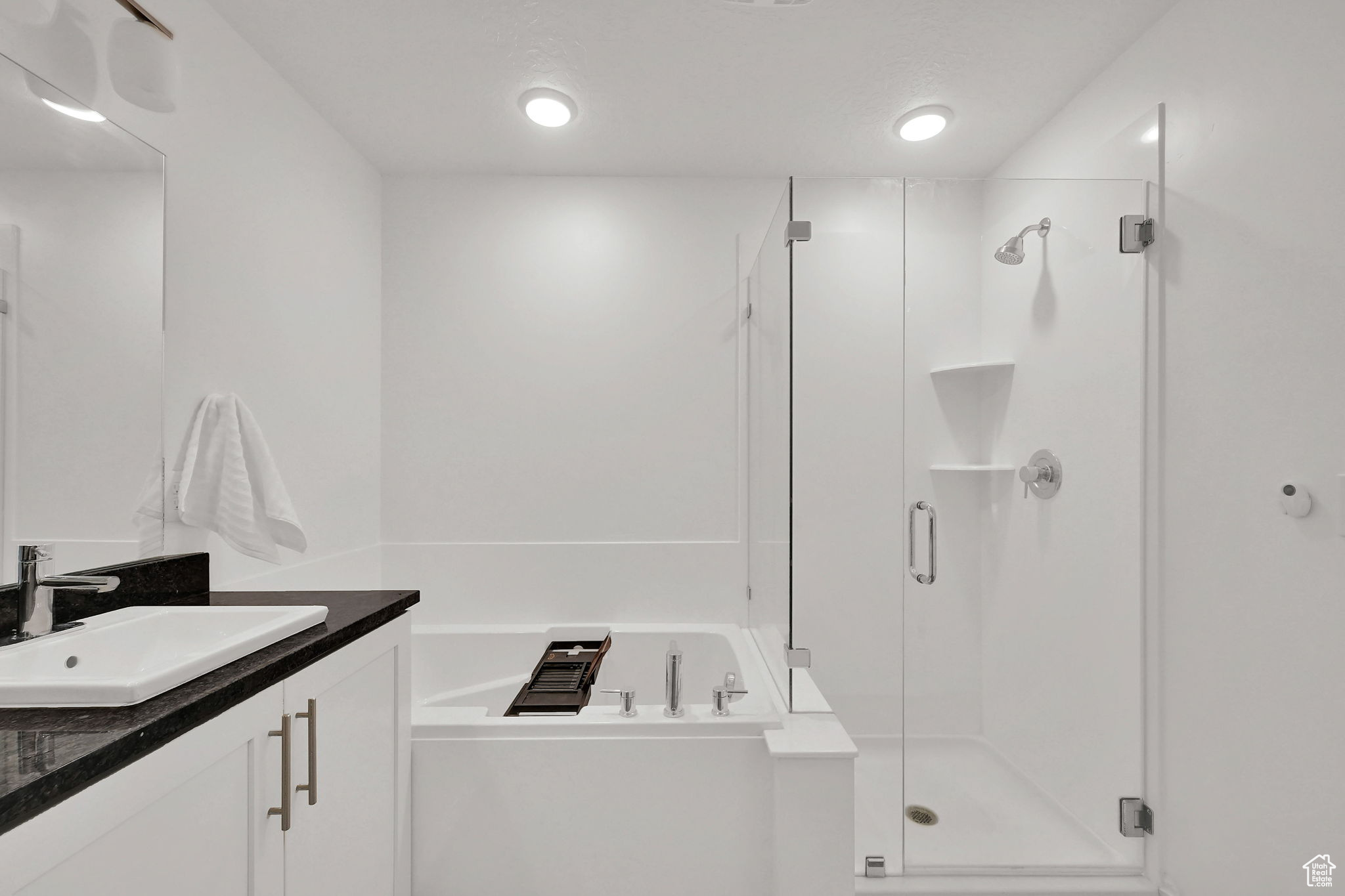 THE ROW AT 90 TH - Residential