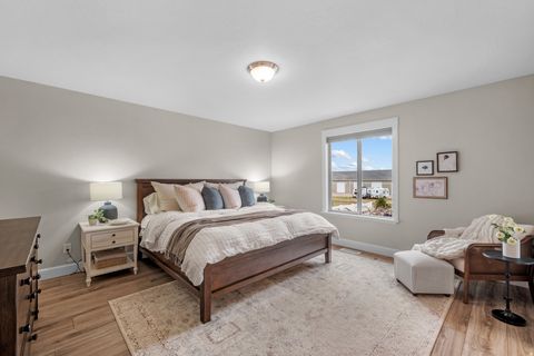 Tiny photo for 1896 W 800 N, Mapleton, UT 84664 (MLS # 2143697)