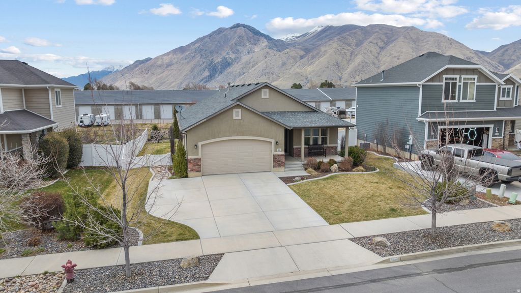 Photo of 1896 W 800 N, Mapleton, UT 84664 (MLS # 2143697)