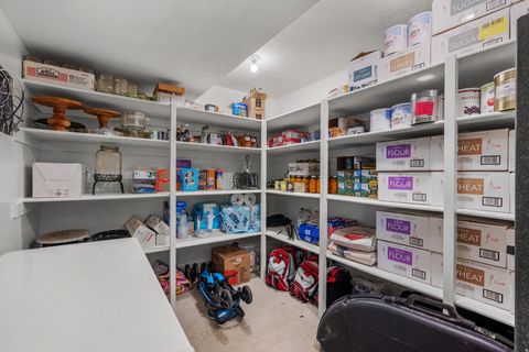 Tiny photo for 1896 W 800 N, Mapleton, UT 84664 (MLS # 2143697)