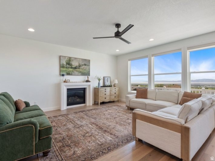 ORCHARD RIDGE EST 224 - Residential