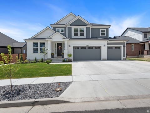 Homes For Sale - 1447 N Shadow Wood Dr<br/> Kaysville, UT 84037