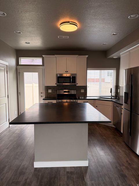 Tiny photo for 371 S 780 E, American Fork, UT 84003 (MLS # 2147030)