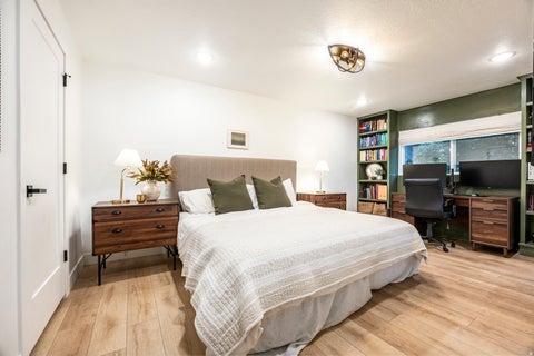 Tiny photo for 2266 E GARFIELD AVE, Salt Lake City, UT 84108 (MLS # 2180362)