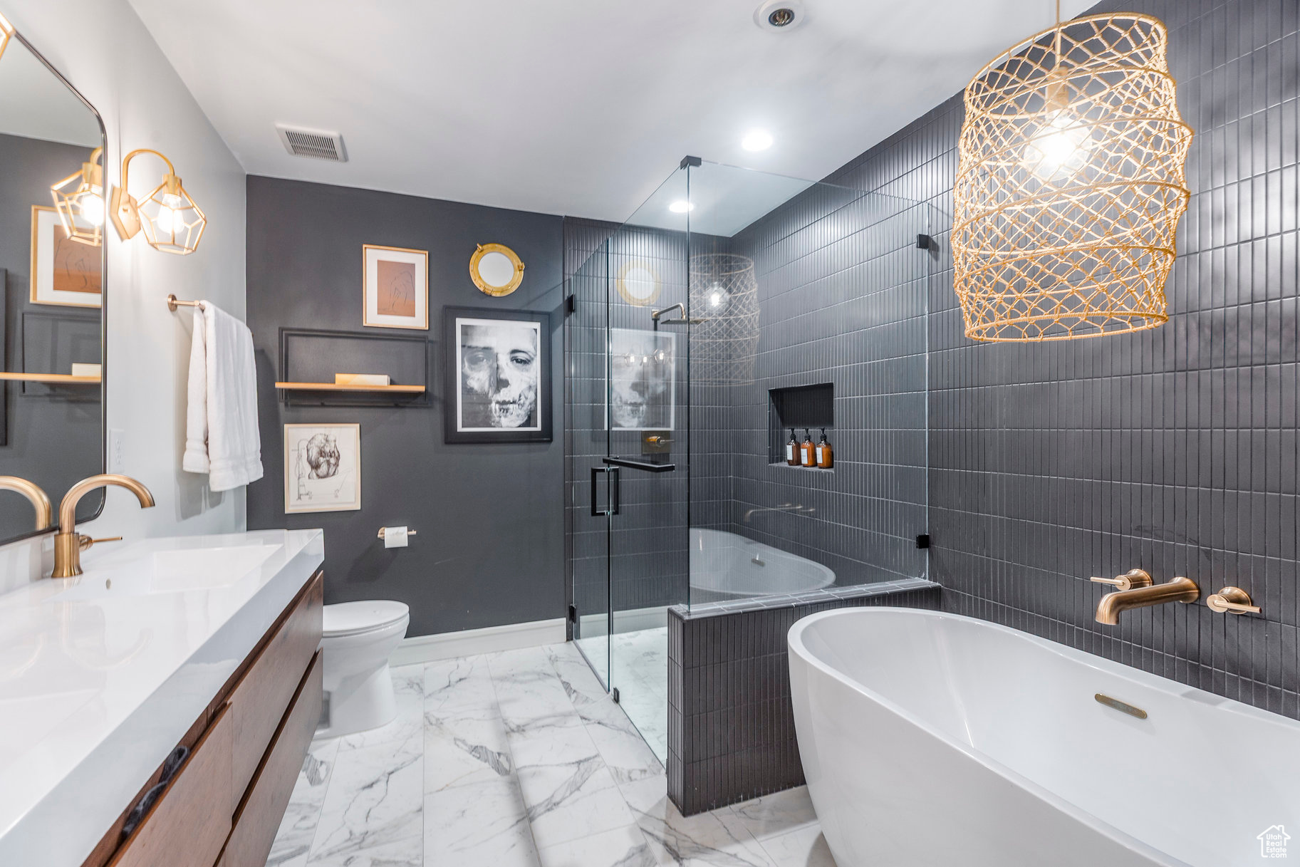 WINDRIFT II CONDOMINIUM - Residential