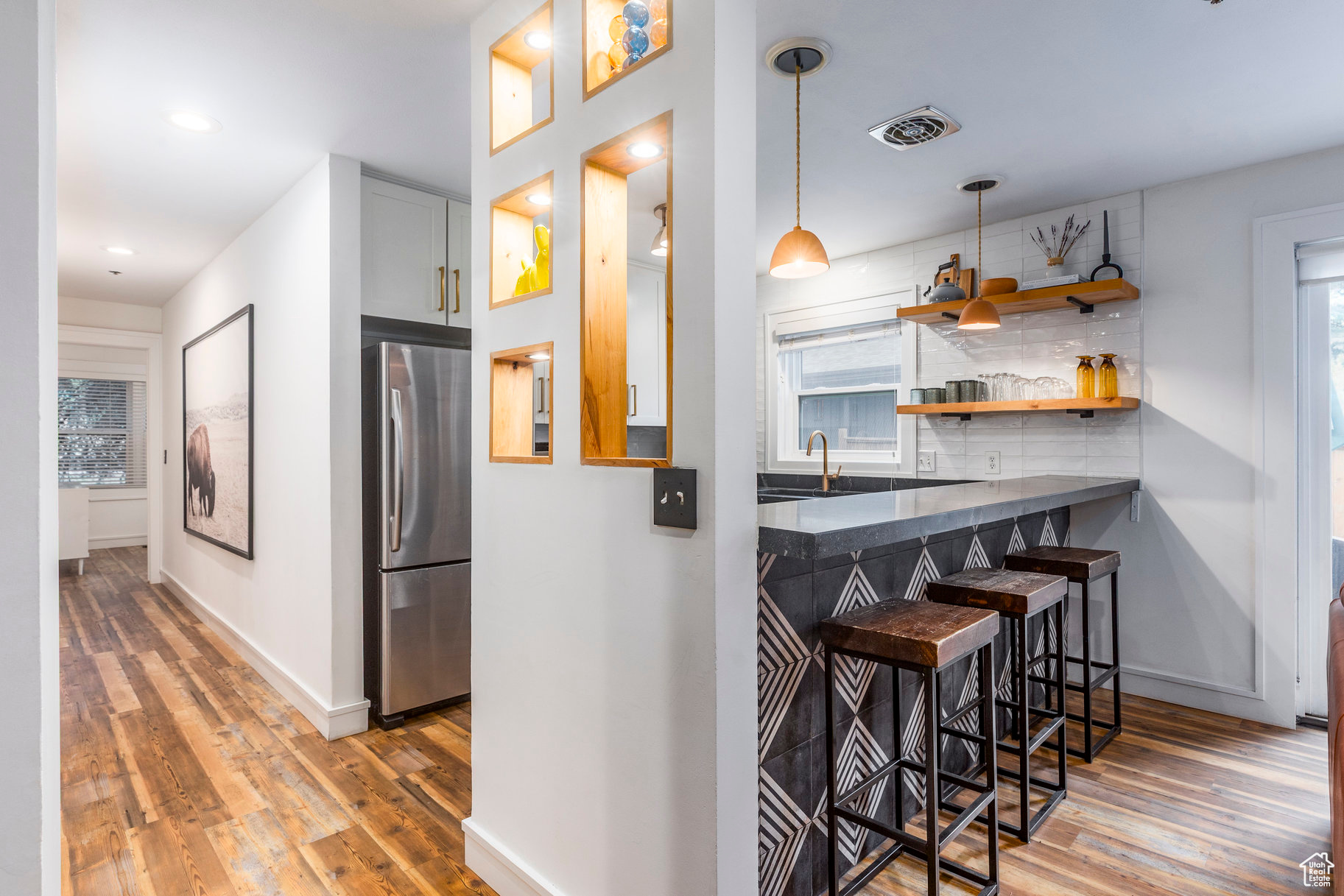 WINDRIFT II CONDOMINIUM - Residential