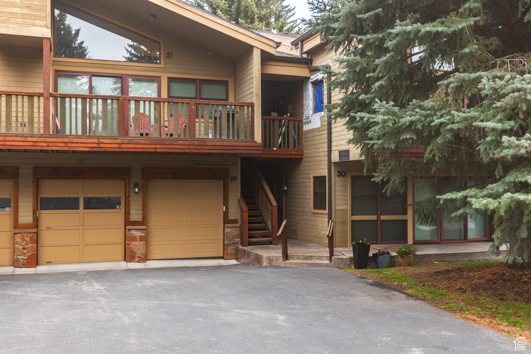 WINDRIFT II CONDOMINIUM - Residential