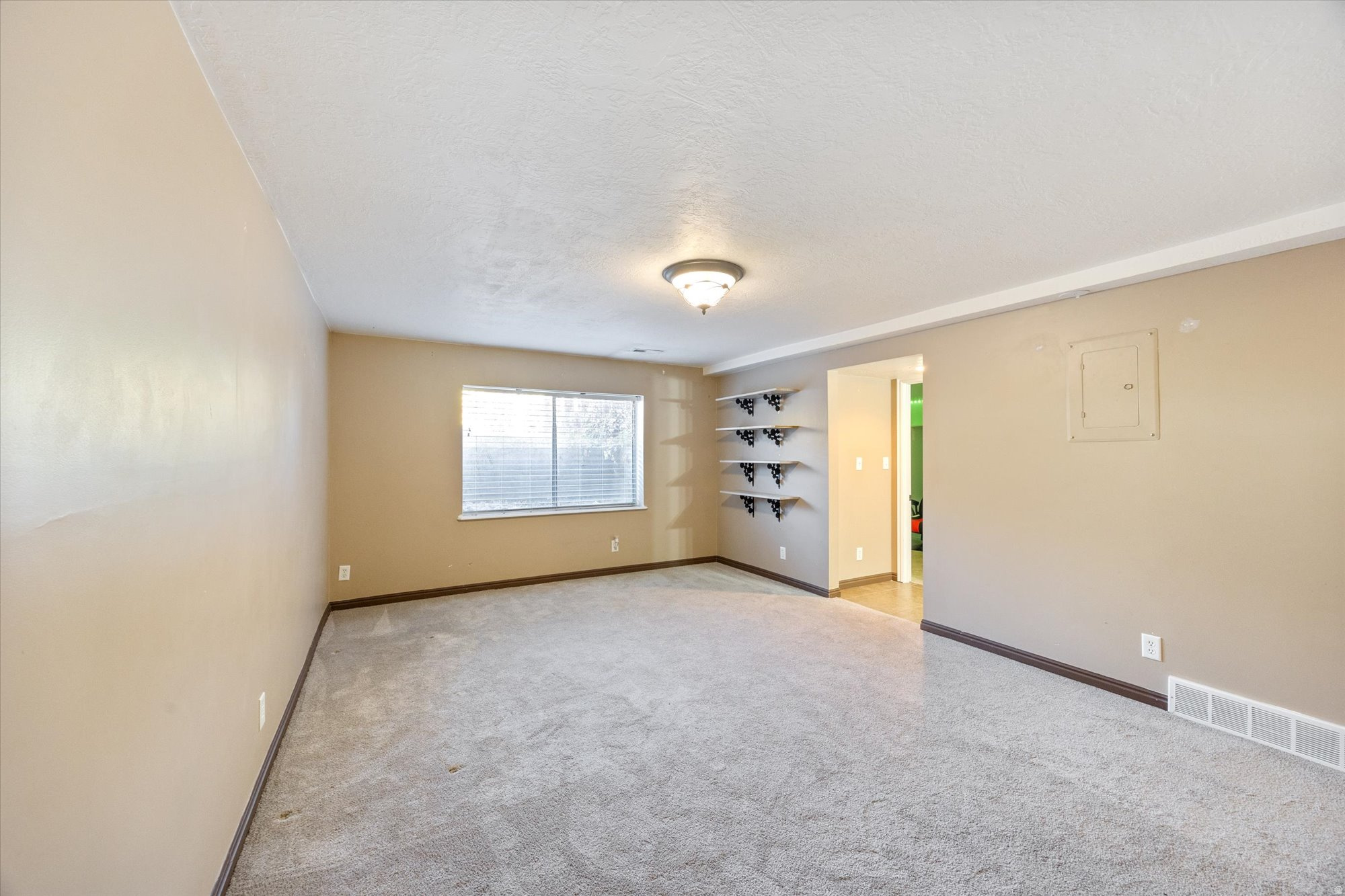 SANDY HIGHLANDS - Residential