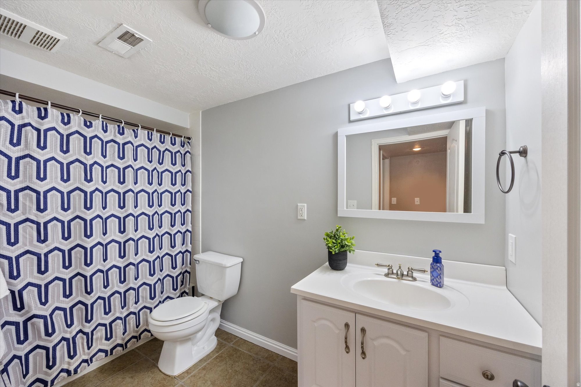 SANDY HIGHLANDS - Residential