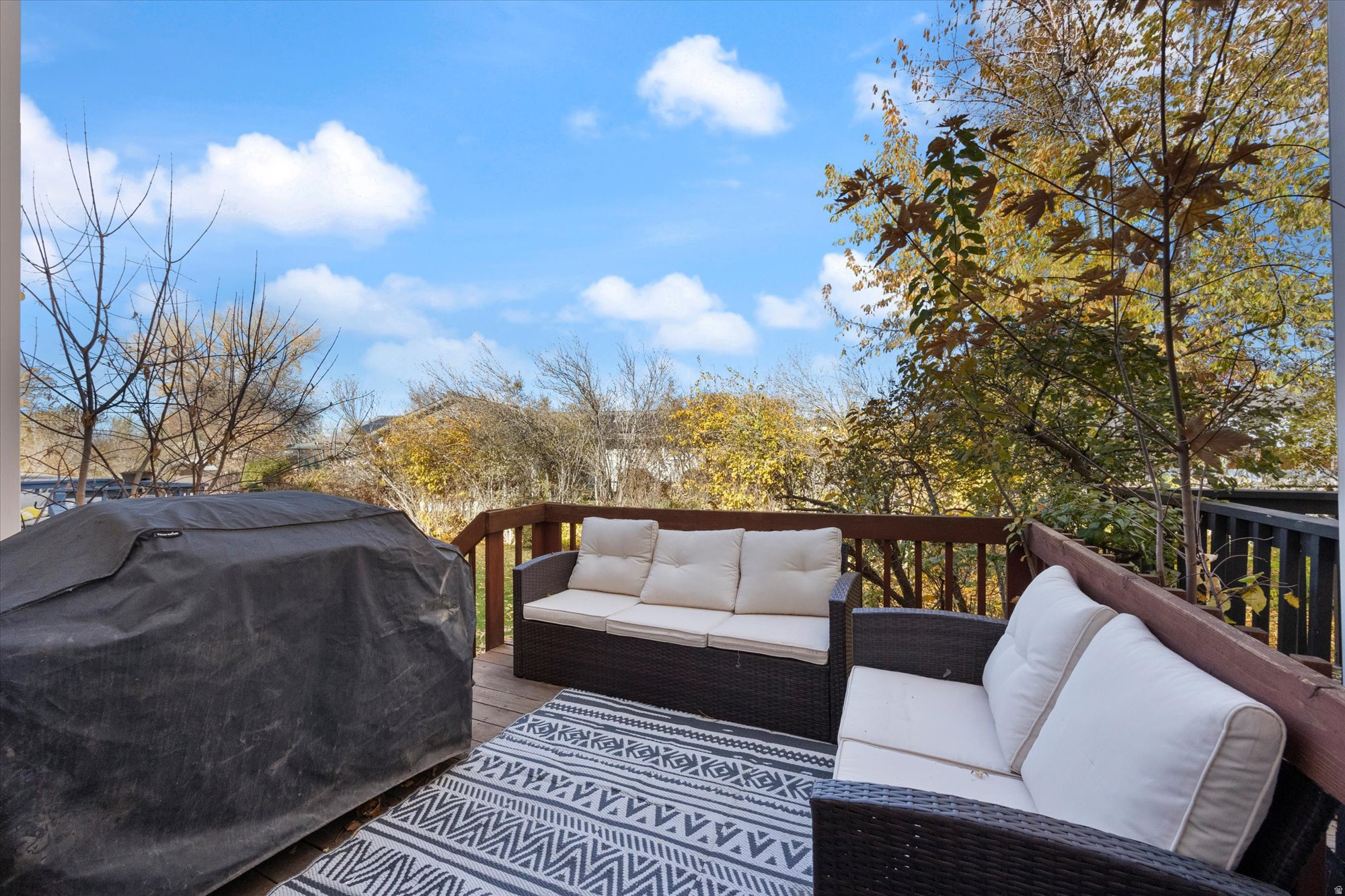 SANDY HIGHLANDS - Residential