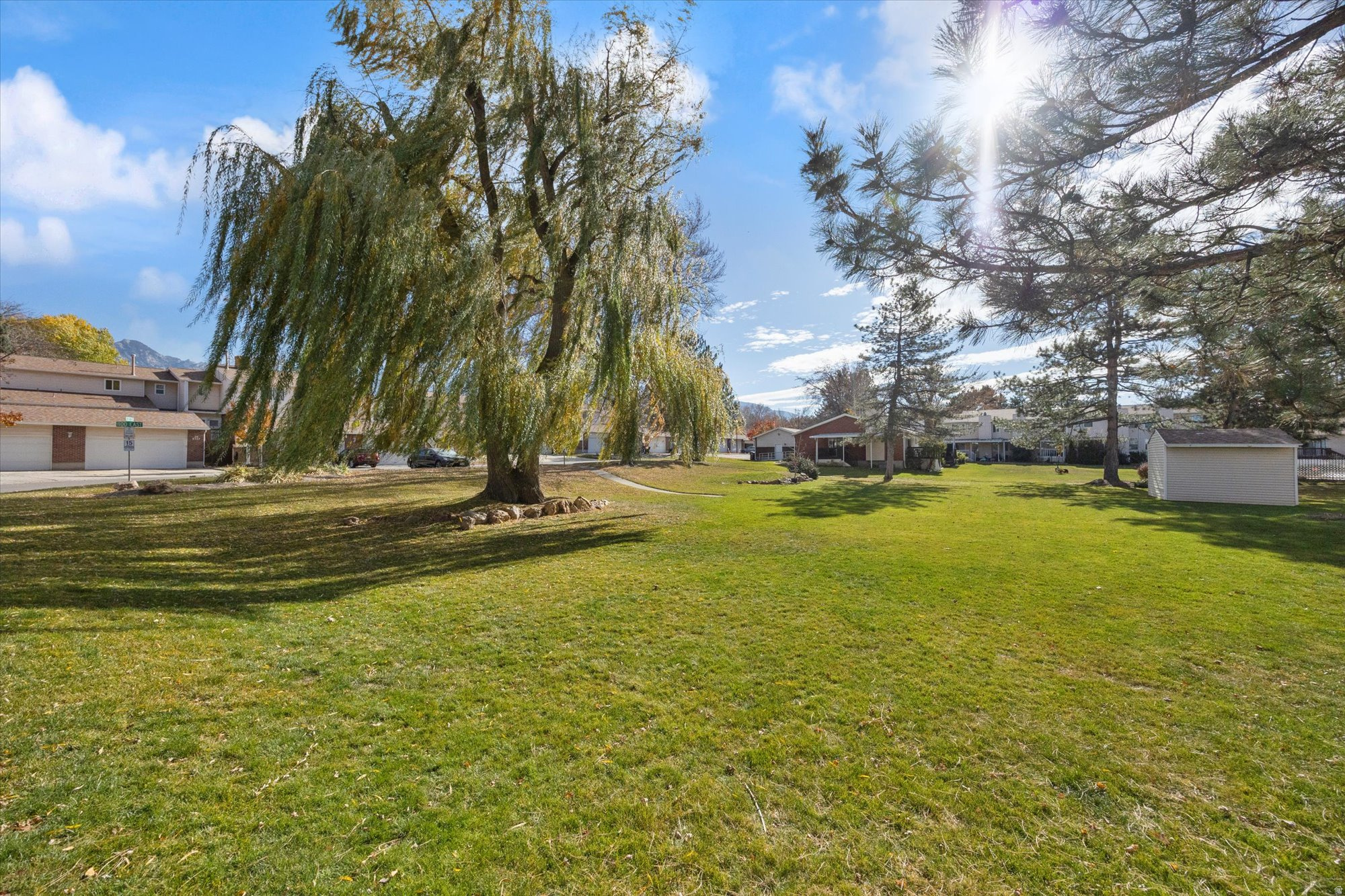 SANDY HIGHLANDS - Residential