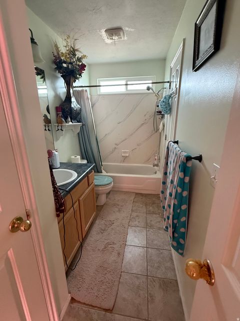 Tiny photo for 5612 W WALNUT RIDGE CIR, Kearns, UT 84118 (MLS # 2127920)