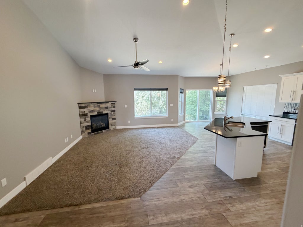 Photo of 176 E BROOKSHIRE DR N, Saratoga Springs, UT 84045 (MLS # 2167694)