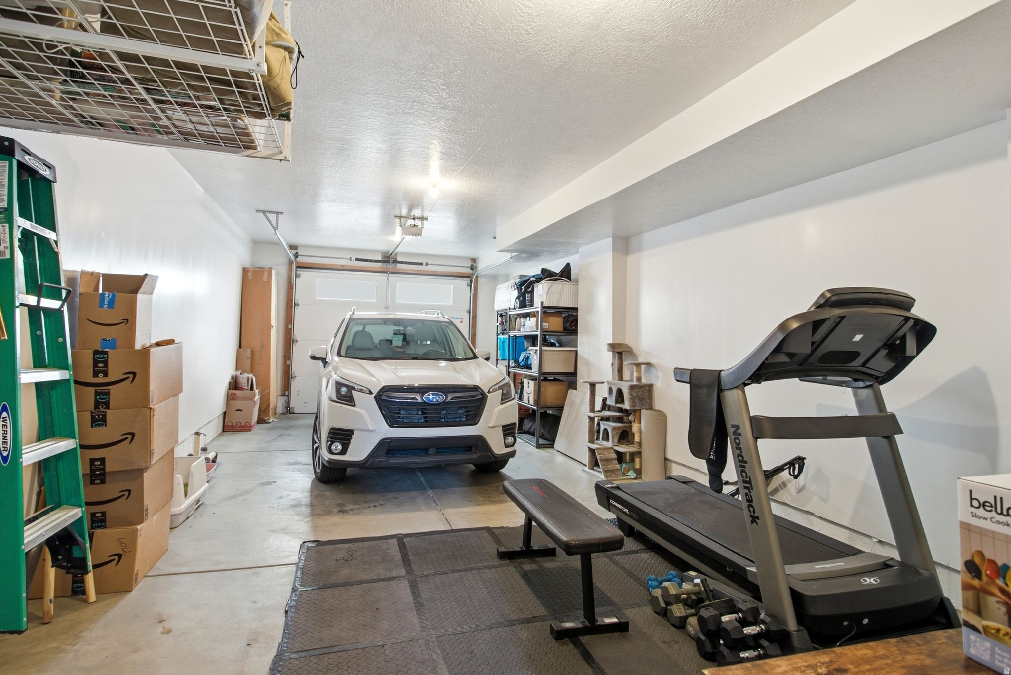 TWENTY ONE LOFTS - Residential