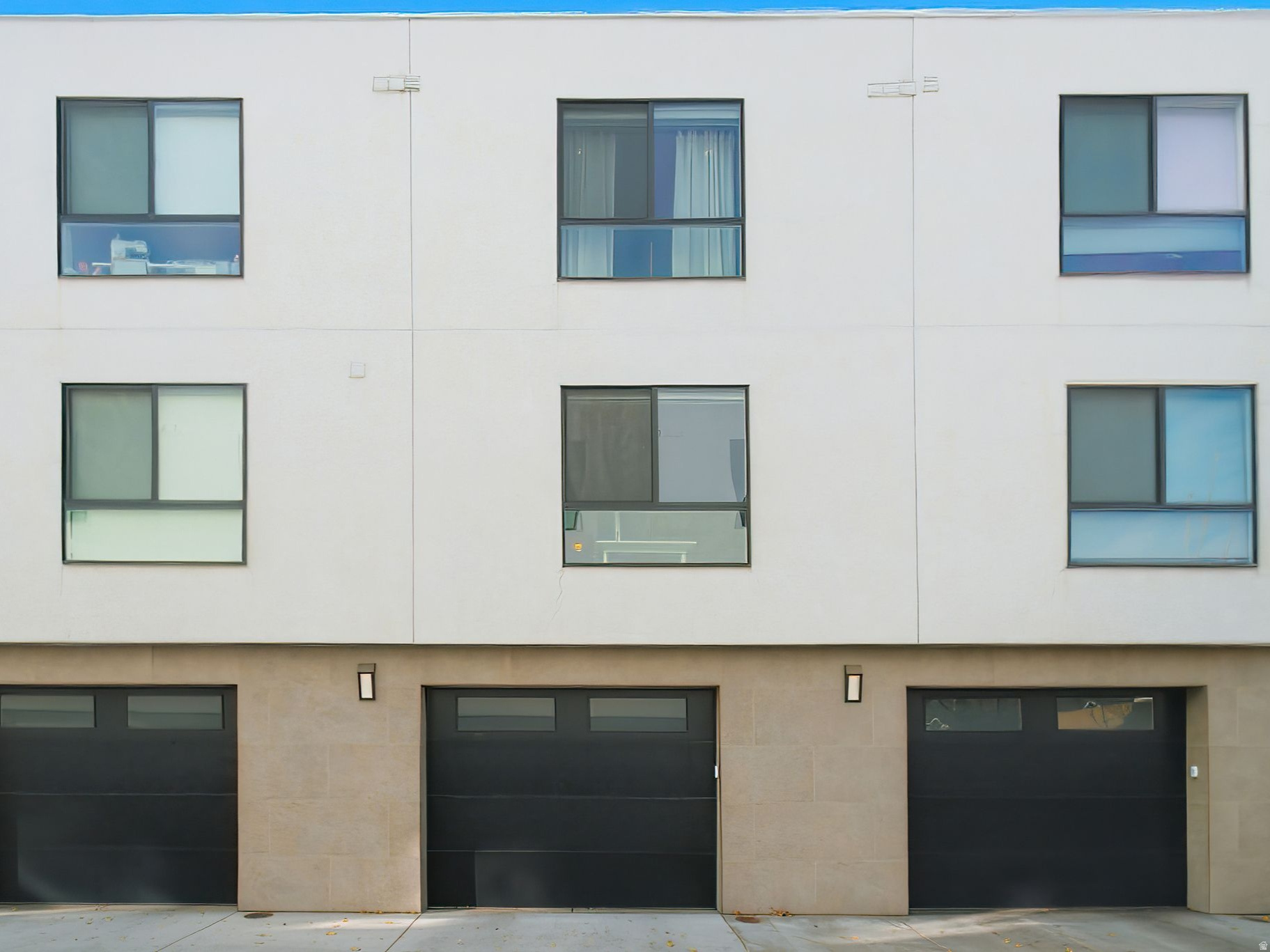 TWENTY ONE LOFTS - Residential